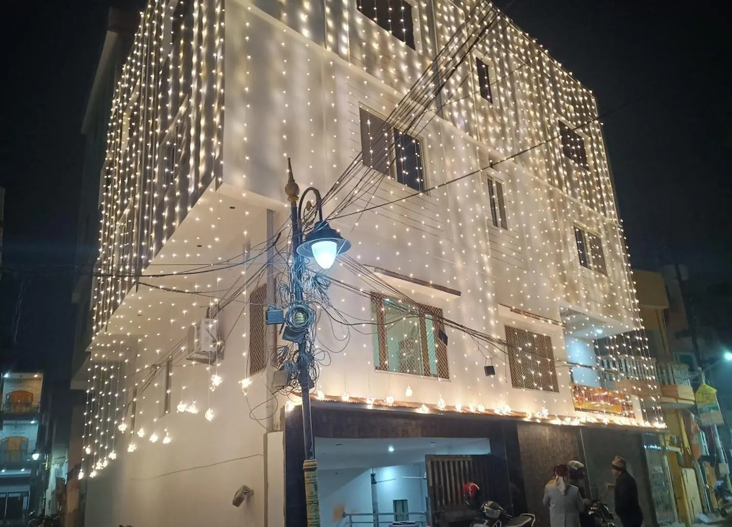 Maa Vaishno Guest House Варанаси